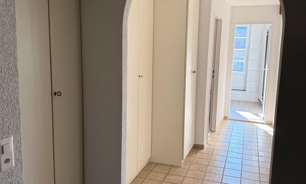 dad3c128-8cca-4d99-9bc3-cff45c76aeb2